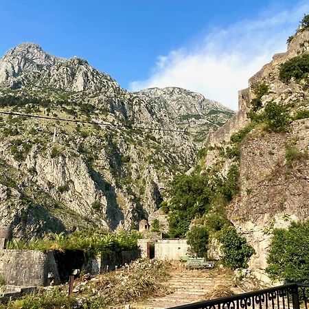 Una Apartments Kotor Exteriér fotografie