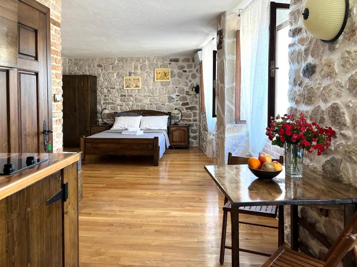 Una Apartments Kotor Exteriér fotografie