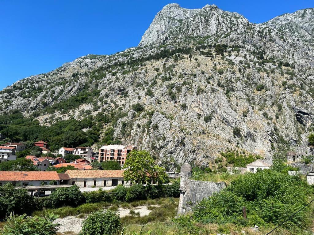Una Apartments Kotor Exteriér fotografie