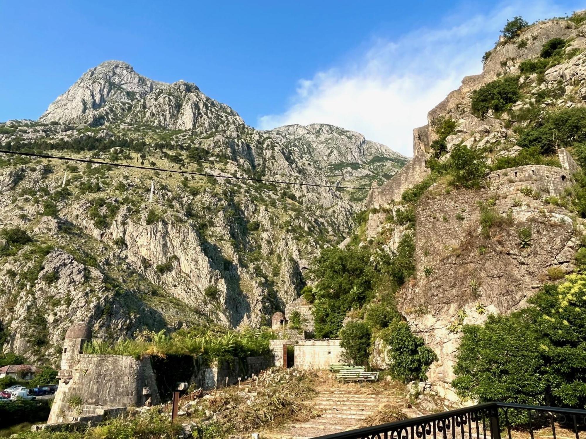 Una Apartments Kotor Exteriér fotografie